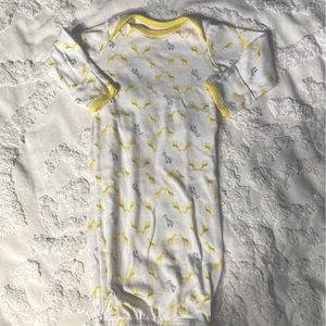 Carter’s Baby Gown - Newborn